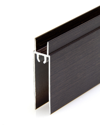 6.ПАРТНЕР Профиль горизонт. нижн.,  Венге темный (5,8м) 